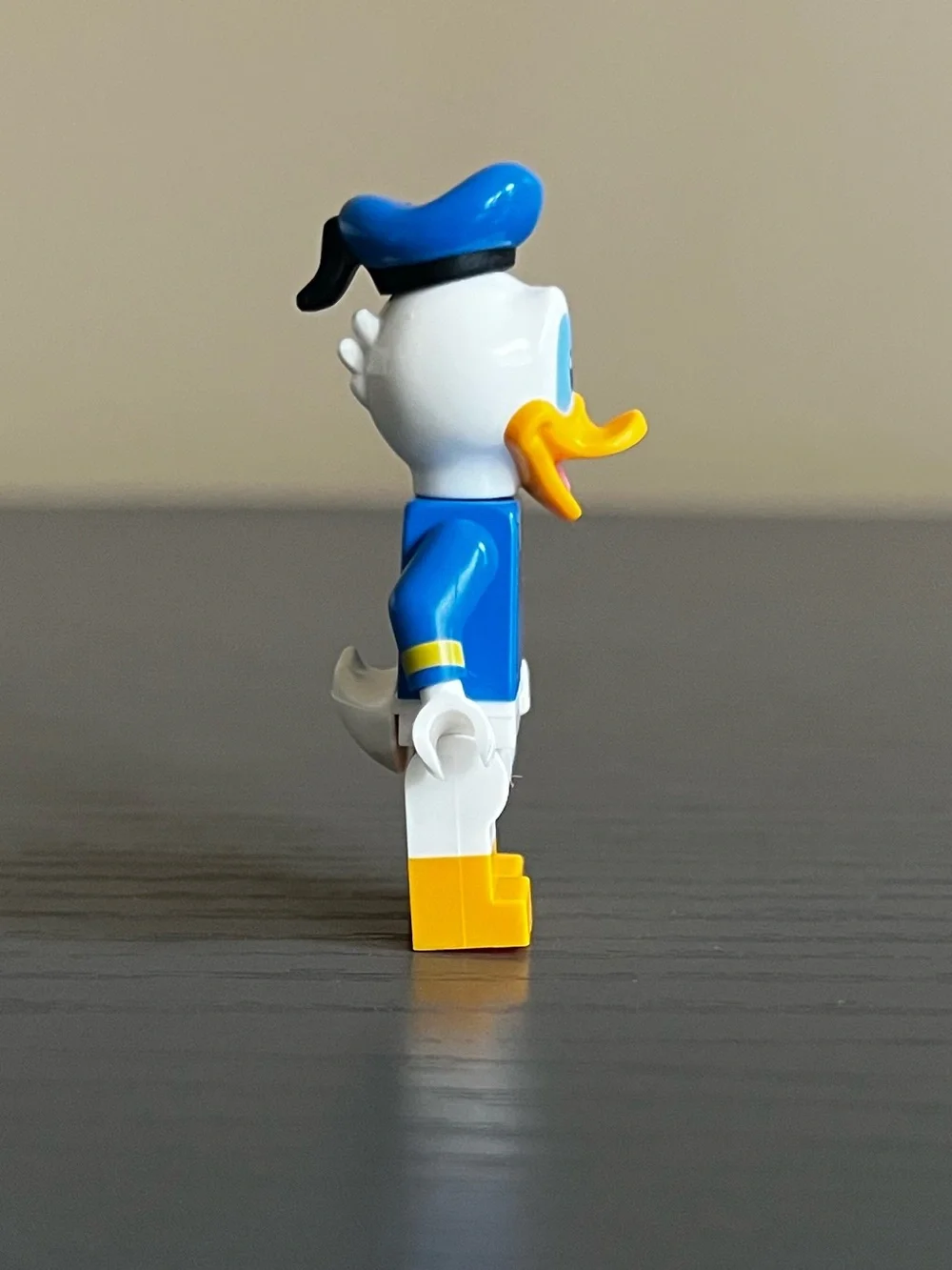 LEGO Disney Donald Duck Minifigure dis010. From Set 71040